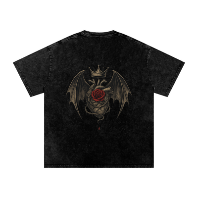Front view of Crowned Heart graphic t-shirt with taçlı kalp, gül ve damlayan kan baskısı – black washed oversized tee Black

